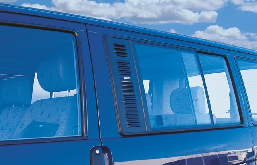 Větrací mřížka malá pro VW T4 - LEVÁ