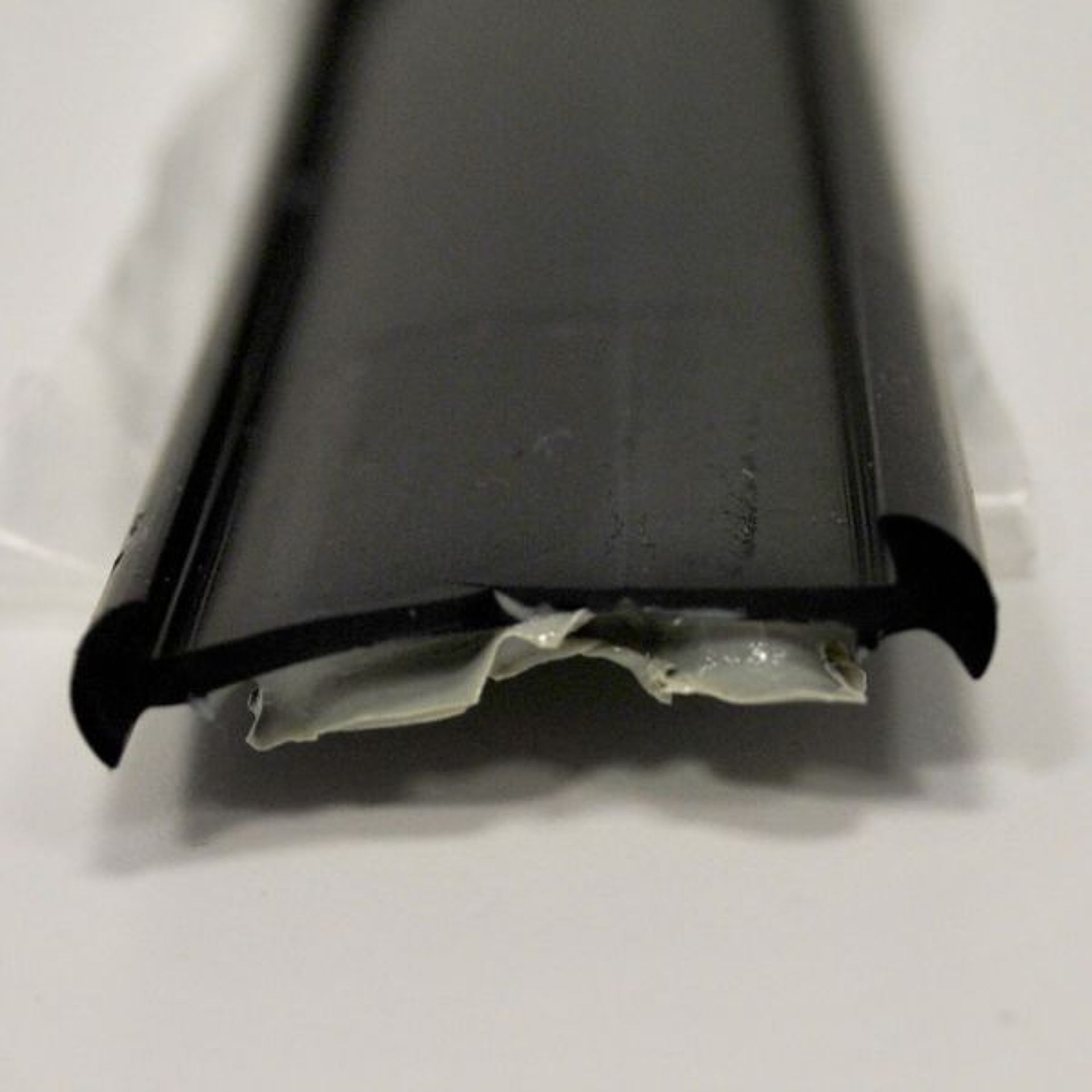 Gumový profil pod lištu 35mm Knaus 5m