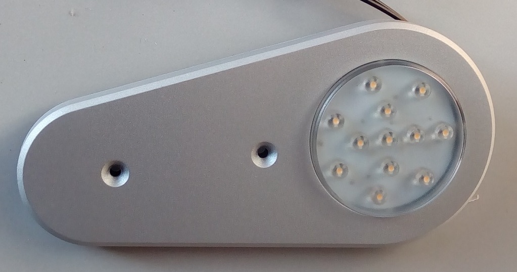 LED světlo Gaby do skříně se senzorem