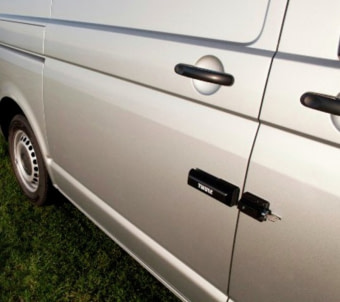 Zámek posuvných dveří Thule Van Lock